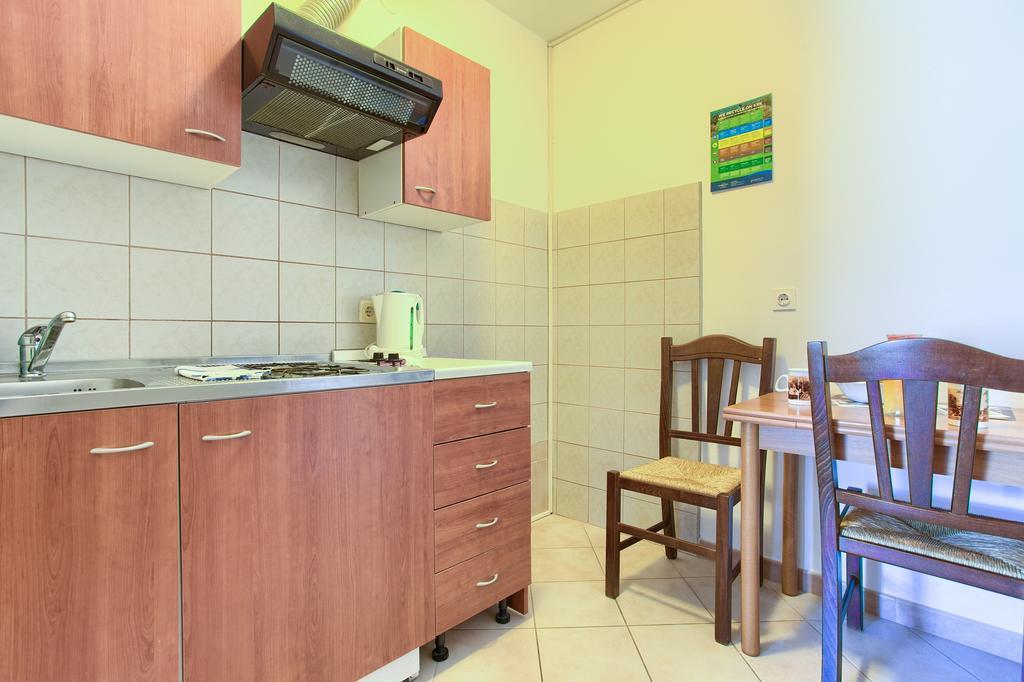 Apartments Vlatko Krk Town Kültér fotó